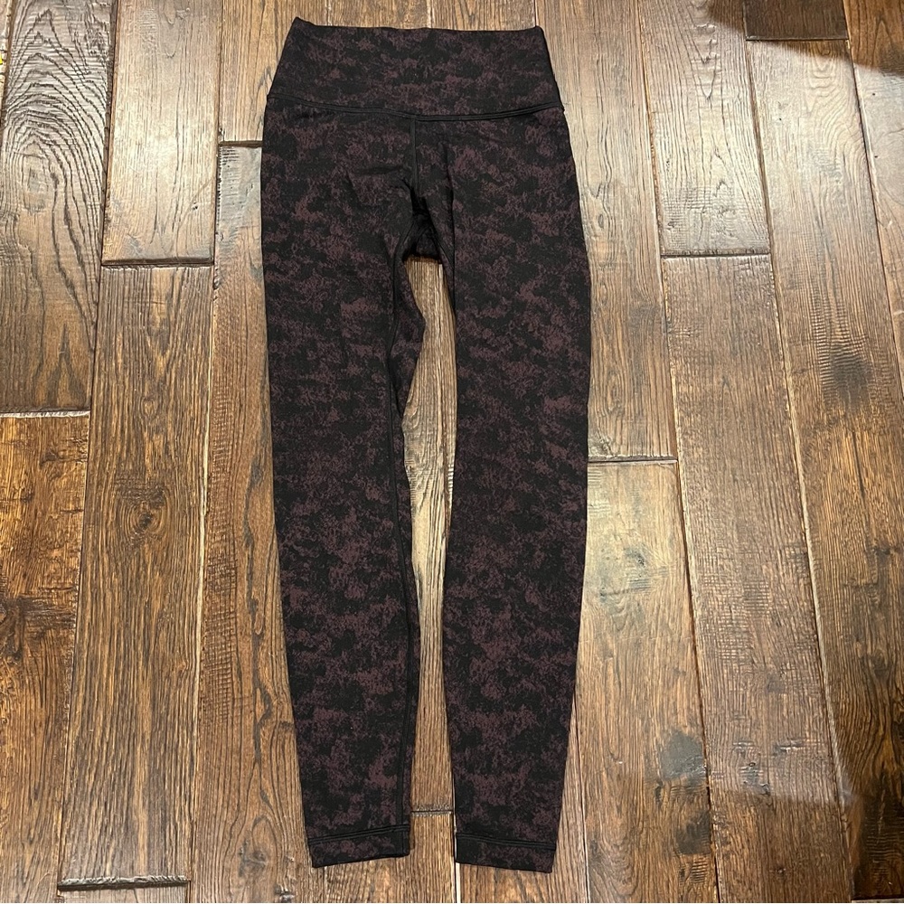 Lululemon Wunder Under High Rise right luxtreme 28” purple
